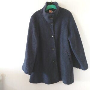 Laura plus coat size 18